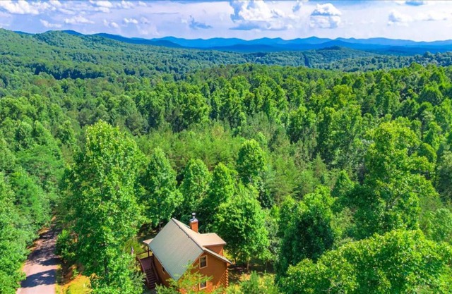 76 m² House ∙ 2 bedrooms ∙ 6 guests