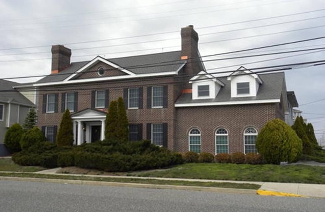 7922 Central Avenue 2nd and 3rd Floor