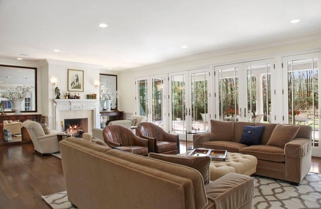 8/6-8/13 special Prime Wainscott Estate South of Highway