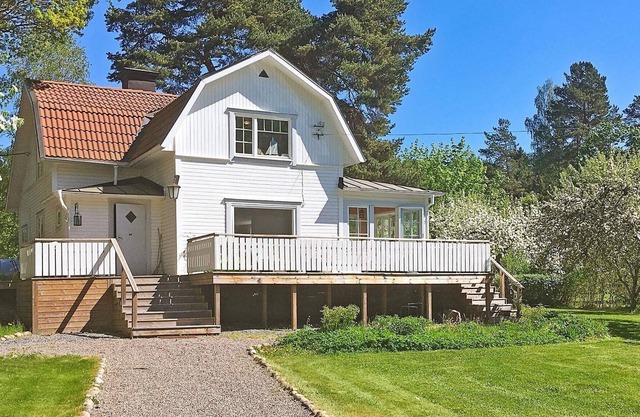 8 person holiday home in ÅKERSBERGA