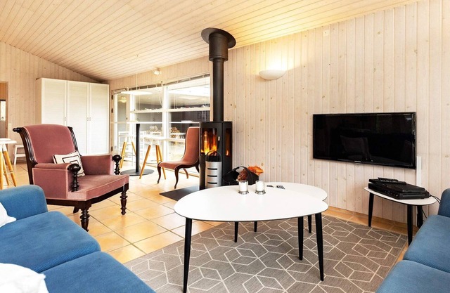 8 person holiday home in Gilleleje-By Traum