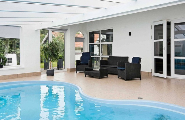 8 person holiday home in Ebeltoft