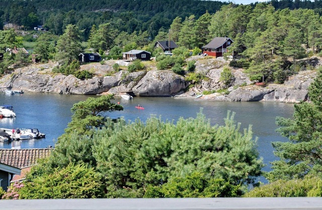8 person holiday home in Berg
