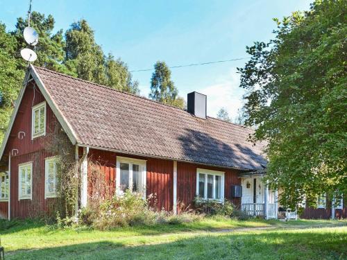 8 person holiday home in LÖNSBODA-By Traum