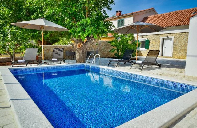 80 m² House ∙ 2 bedrooms ∙ 6 guests