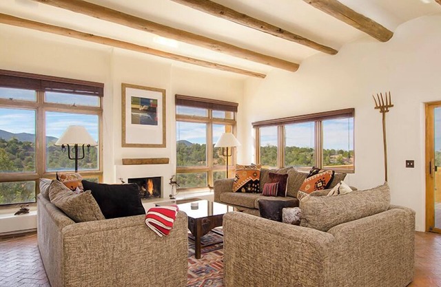 800 East Elegance in Santa Fe