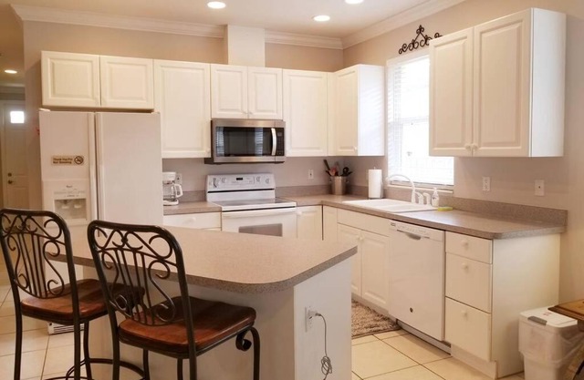 823 104th ave. N. Naples