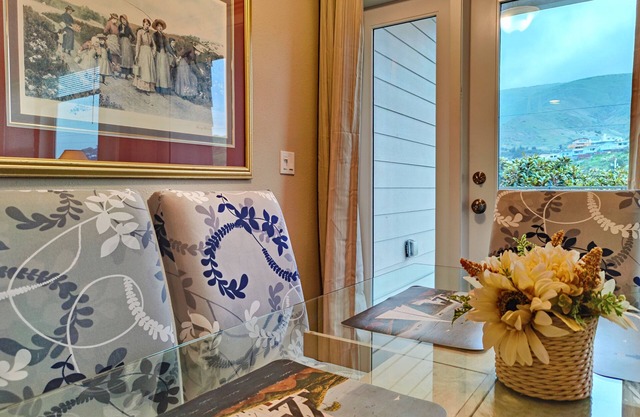 840-#3 Spacious, new, Safe parking garage, Condo type unit, A/C & Elev. near SFO