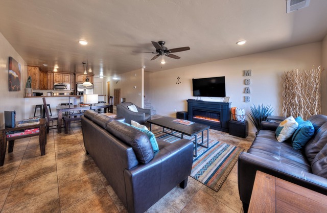 8A2 Rim Vista Oasis - Stunning Open Views and Private Patio