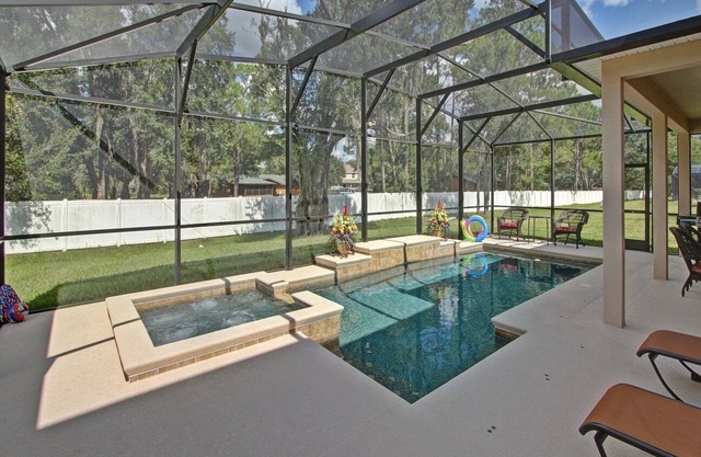 8BR/5BA pool home from $200/NT! Near Disney,SeaWorld and Convention Center