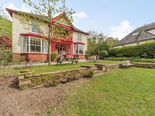 9 Bed in Keswick SZ238