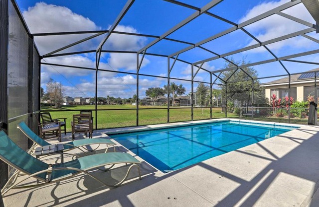 9 Mi to Disney Home with Patio and Community Perks