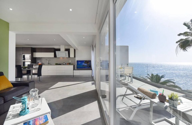 90 m² Apartment ∙ 3 bedrooms ∙ 6 guests