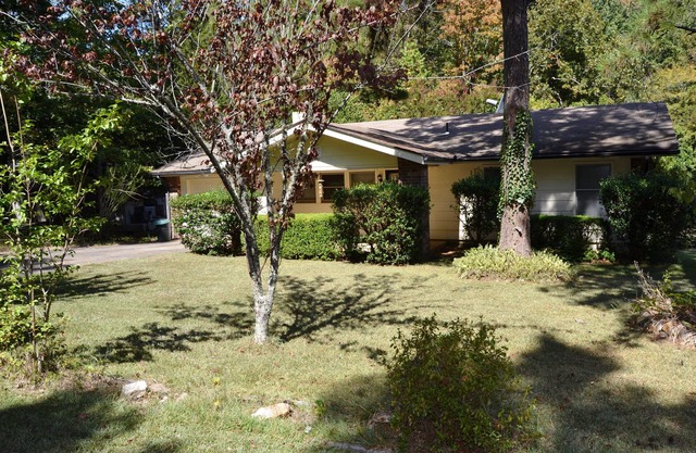90SantWy | Lake Cortez Area Home | Sleeps 4