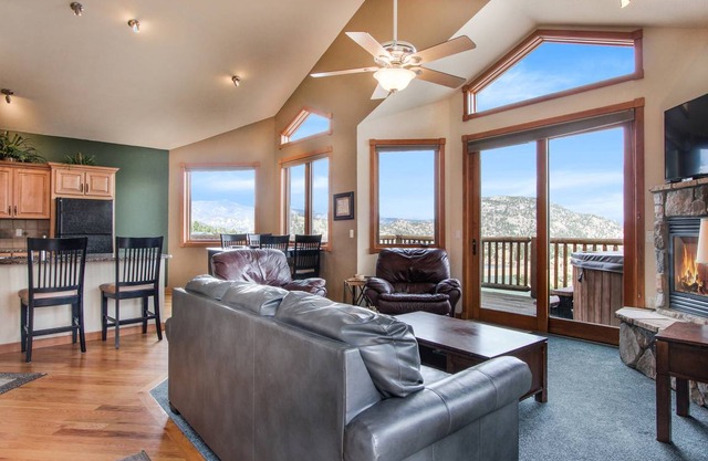 91 m² Condo ∙ 2 bedrooms ∙ 6 guests