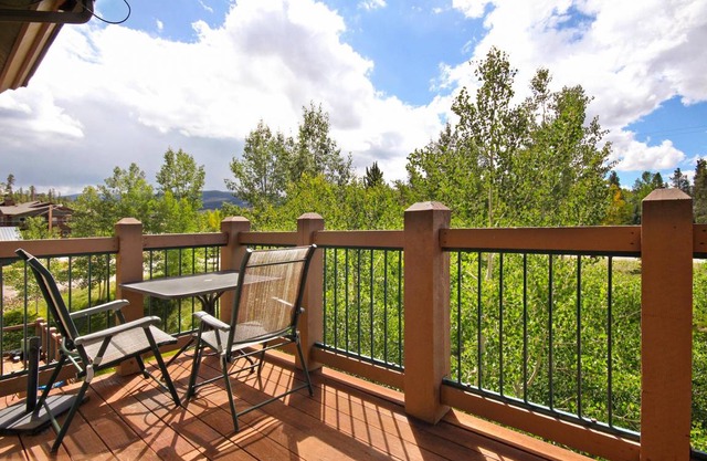96 m² Condo ∙ 2 bedrooms ∙ 6 guests