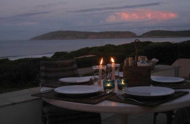 99 Beachyhead Drive, Plett