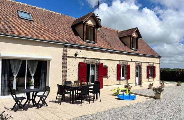 A 1h30 de Paris,30 min de Chartres Pour des Vacances en Famille Dans le Perche