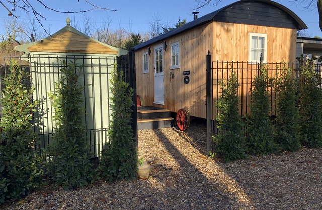 a beautiful rural shepherd hut with hot tub !