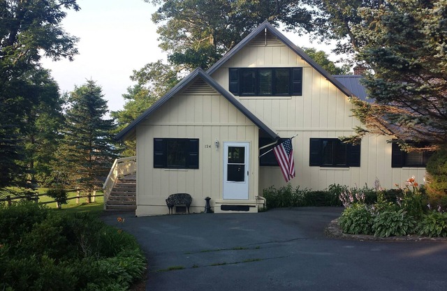 A Blowing Rock Property-Ideal for summer get-aways, fall colors, &winter skiing