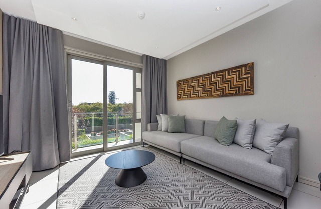 A Breathe Above the Buzz