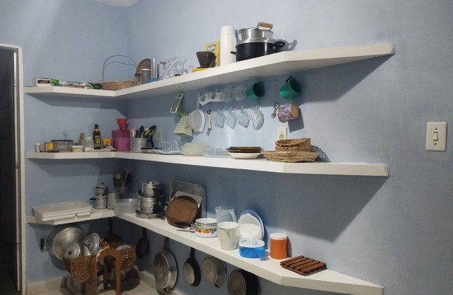 A Casa Aconchegante Fica a 30 Metros da Praia, bem Localizada 10 min da Praça