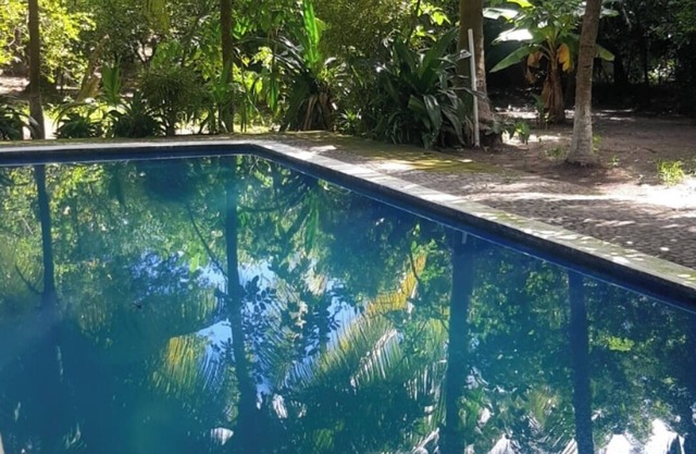 A charming private property with pool, 10 minutes away of the beach,