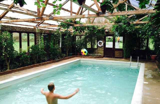 A cosy country Cottage with private garden & lovely views in a private estate