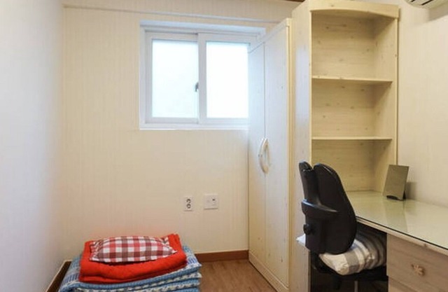 A cozy fully furnished studio whole rent apartment near SNU