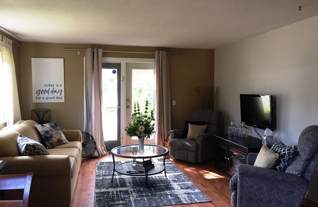 A cozy Okanagan cottage for your getaway