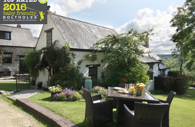 A delightful two bedroom cottage with exceptional indoor leisure facilities