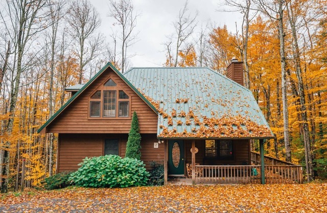 A Family Place - 16 Steep Slope Run A Family Place - Spacious Home, Outdoor Hot Tub, Pet Friendly