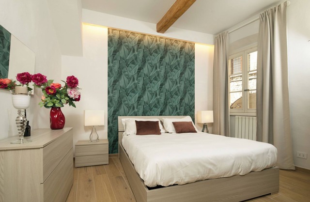 A FEW STEPS FROM THE DUOMO Comfortable apartment in the historic center of Florence