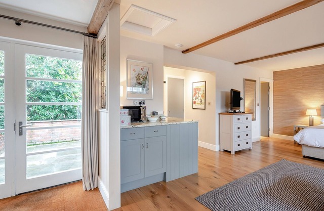 A gorgeous, countryside barn conversion with the added bonus of a restaurant within the grounds.