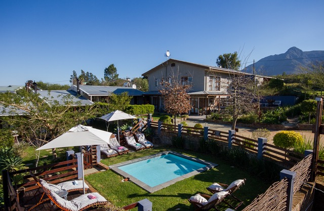 A Hilltop Country Retreat