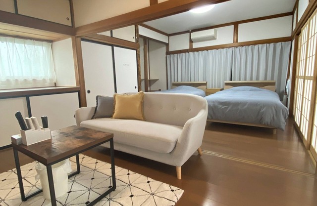 A house in the city center, convenient as a tourist base.