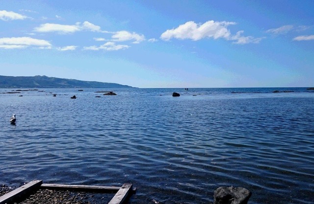 A house with a panoramic view of the Sea - Blue 2001/Suttsu-gun Hokkaidō