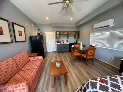 A Joyful Unit Stay Awaits