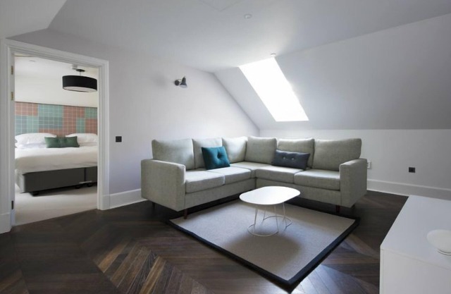 A lews castle that sleeps 4 guests in 2 bedrooms