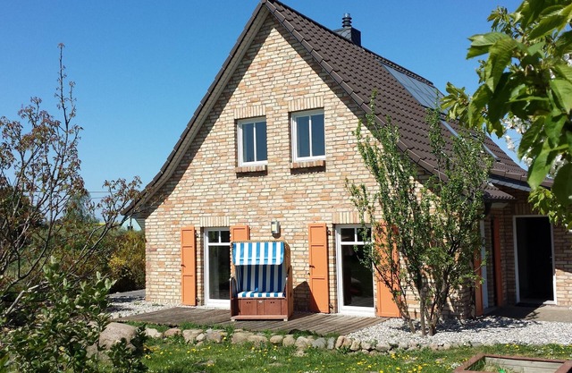 A lot of space and rest between beach and nature