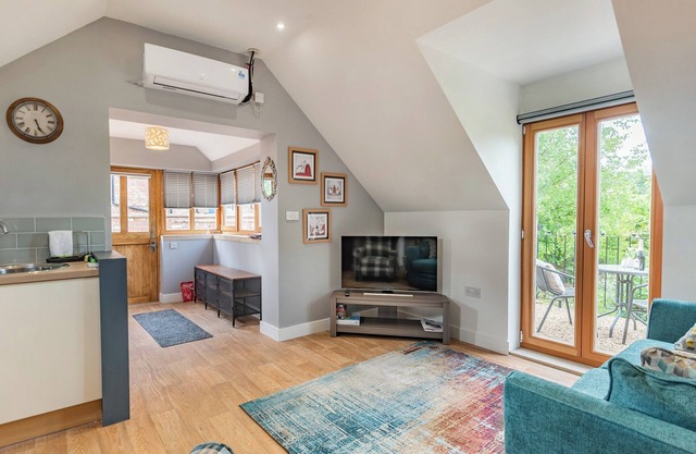 A lovely base for a relaxing break close to Stamford.