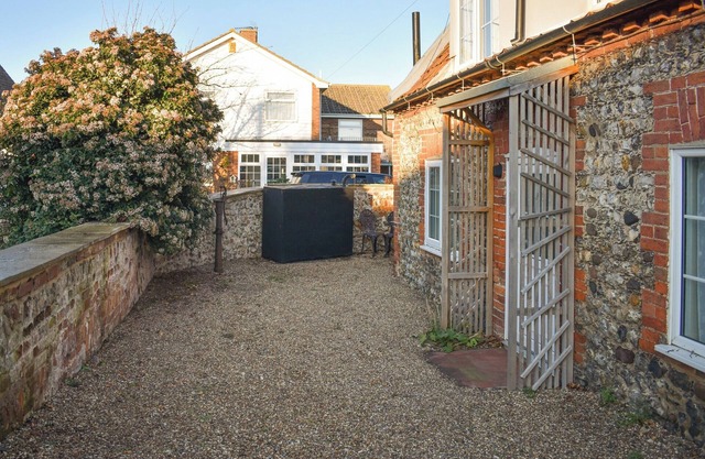 A lovely coastal getaway with a wood burning stove.