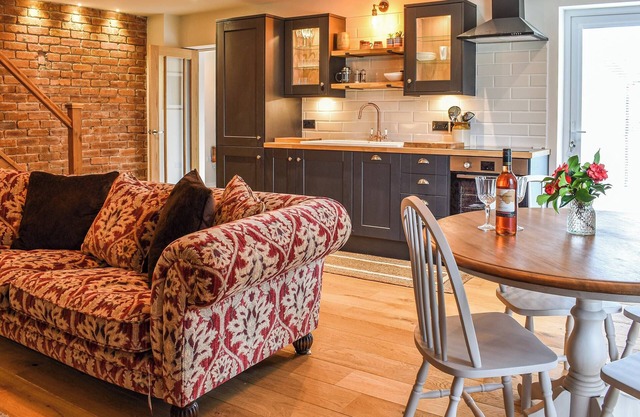 A luxurious holiday home offering an enviable seaside location.