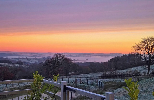 A luxury lodge in the heart of Wales’ countryside, with a private hot tub and fantastic views.