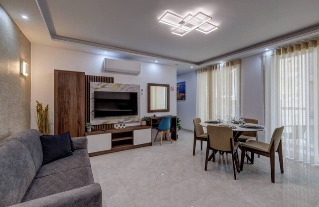 A modern apartment block in the heart of Bugibba. All one-bedroom flats, stylishly finished and fully equipped with comfort, ideally located close to shops, services, and all amenities.
