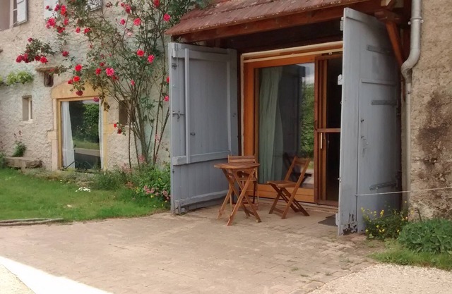 A nest in the stable