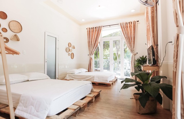 A Peacefull Riverside House - Only 5 min to The Old Town