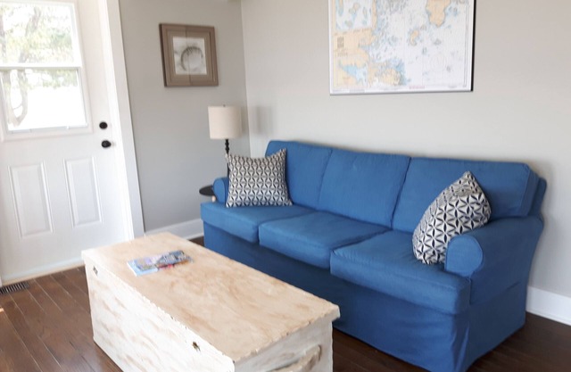 A Sailor's Paradise - Stevens Cove Guest Quarters
