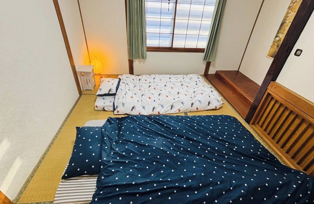 A spacious twostorey inn with a Showaera atmosph/Otaru Hokkaidō