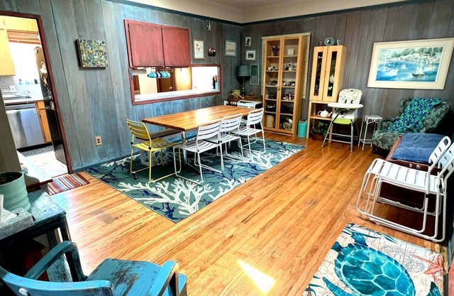 A Spectacular View of the Bay! ⚜️⛱️⚓️✨ 6 mins to the beach! Great for big groups